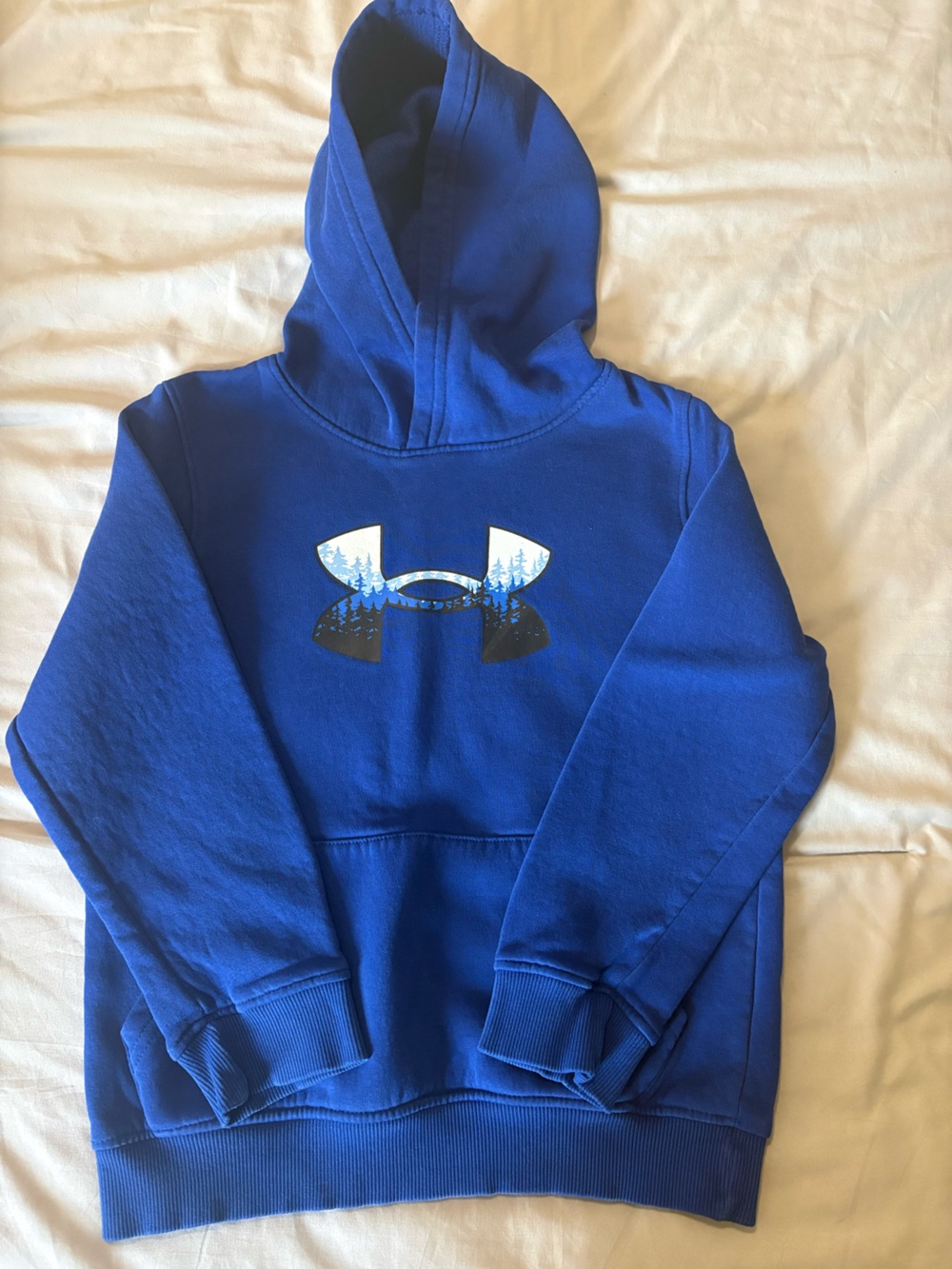 Under Armour Royal Blue Pullover Hoodie with Logo Graphic